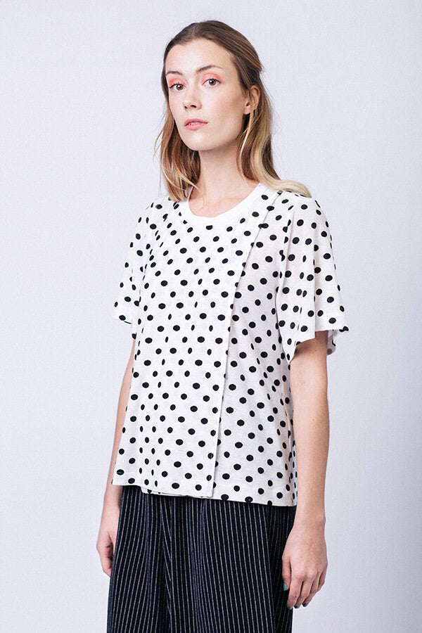 Named Clothing Anneli Double Front Dress sewing pattern – versatile jersey dress and T-shirt with wrap-effect front and round neckline.