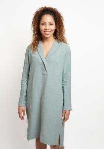 Grainline Studio Augusta Shirt and Dress sewing pattern cocoon-shaped top with asymmetrical collar and mitered split hem