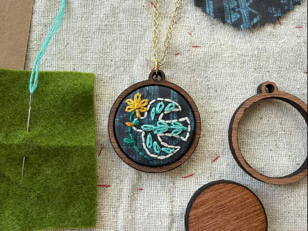 Embroidered Necklace Kit - Bird