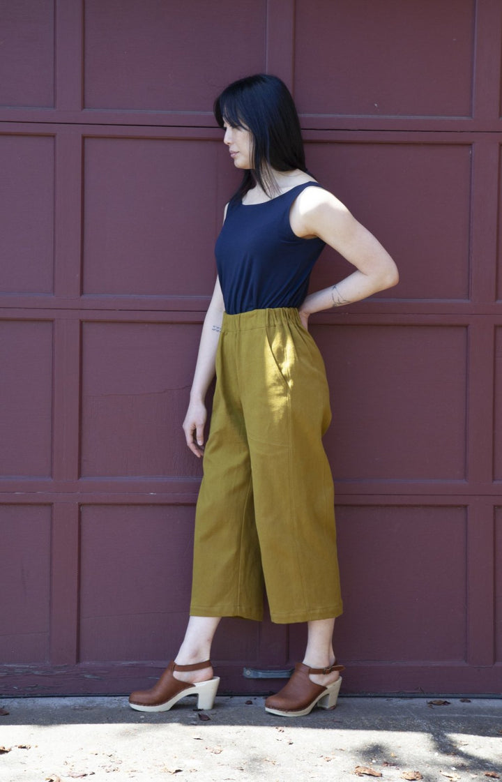 Sew House Seven Free Range Slacks Paper Pattern – elastic waist tapered and straight cropped pants sewing pattern