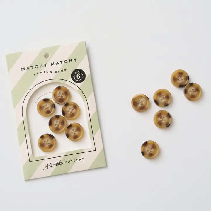 Tortoiseshell Resin Button 3/4" (30L)