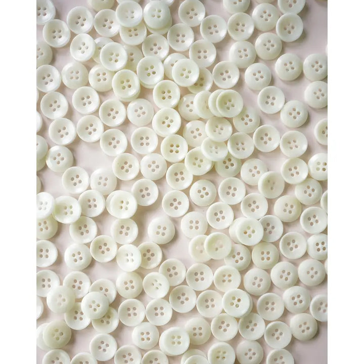 Corozo Nut Buttons Milk - 2 sizes (20mm and 40mm)