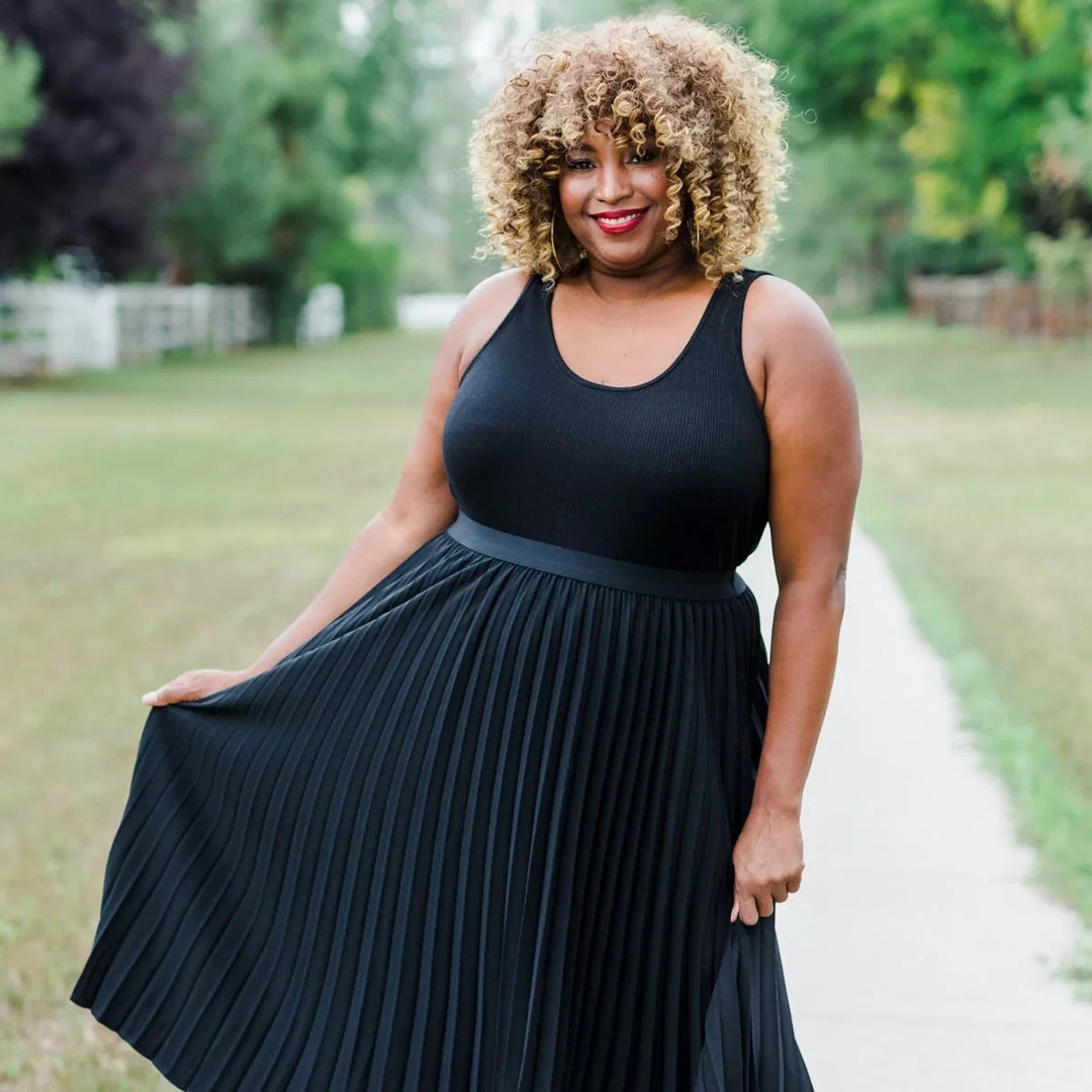 Allie Olson Kila Tank sewing pattern – fitted racerback tank top with scoop neckline in knit fabrics