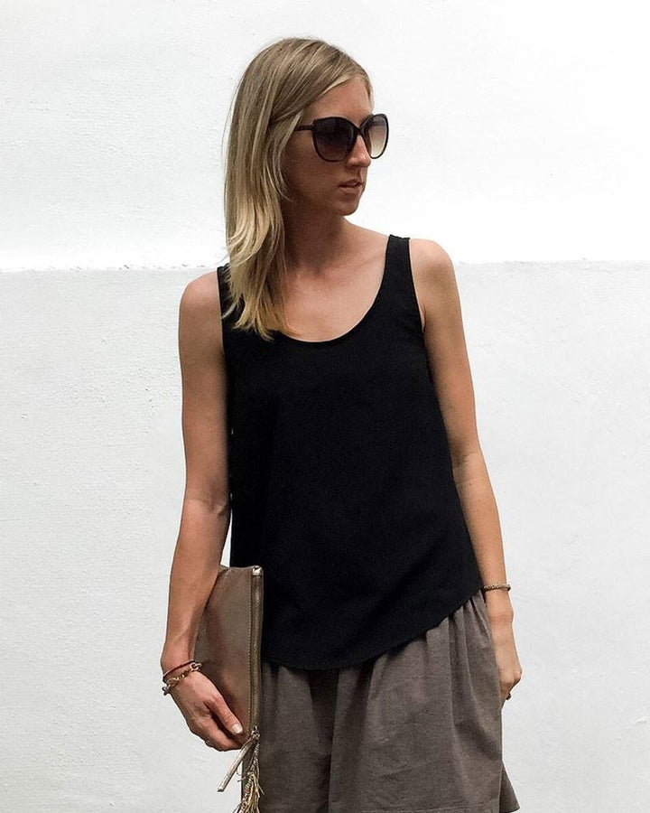 Cali Faye Basics Tank Pattern – minimalist everyday tank top sewing pattern in sizes XXS–XXL