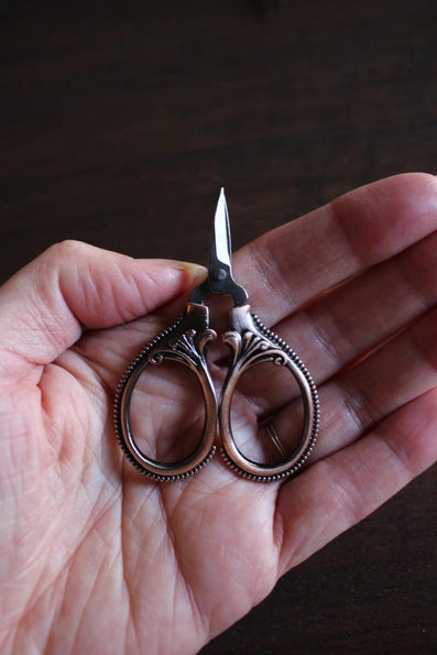 Mini Embroidery Scissors - Antique Copper