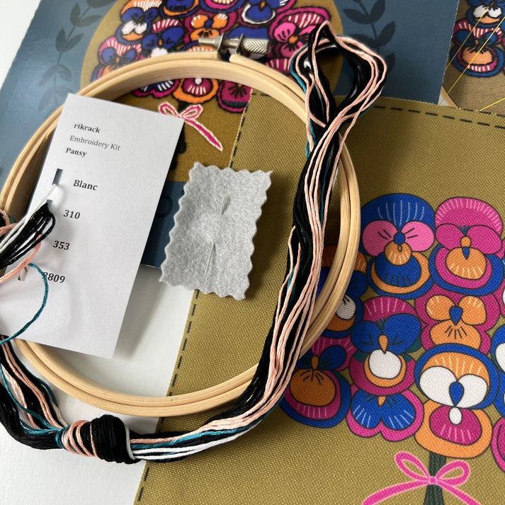 Rikrack Embroidery Kit - Pansy