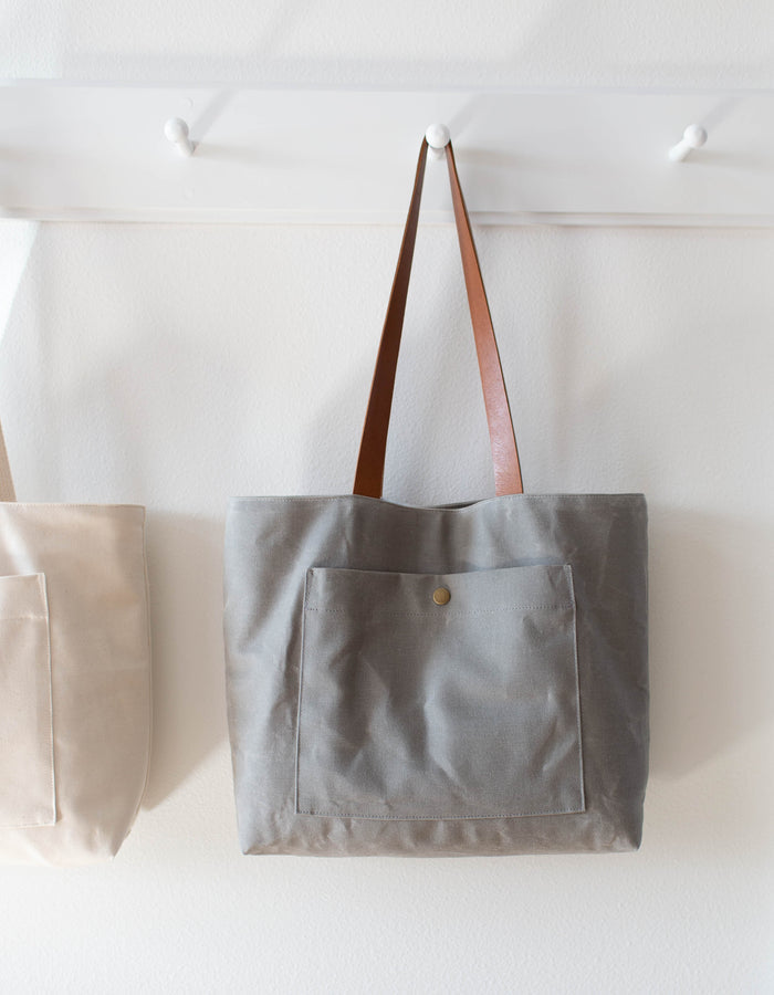 Noodlehead Pepin Tote pattern with front pocket and optional magnetic or recessed zipper closure