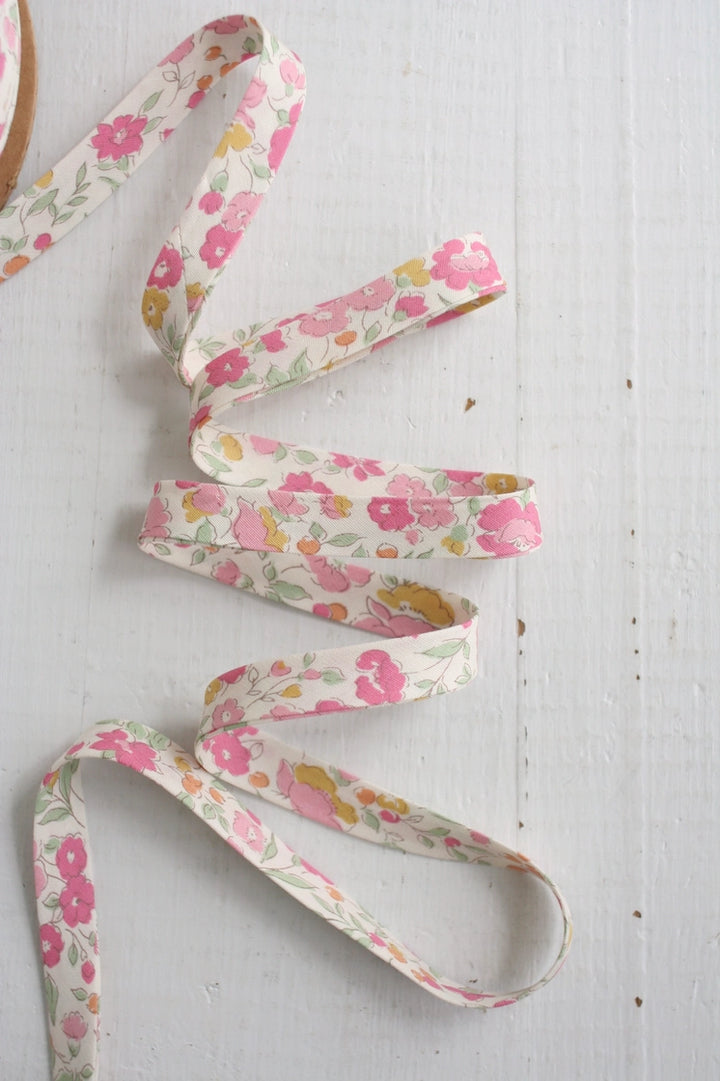 Printed Double Fold Bias Tape 1/2" - Pink Floral
