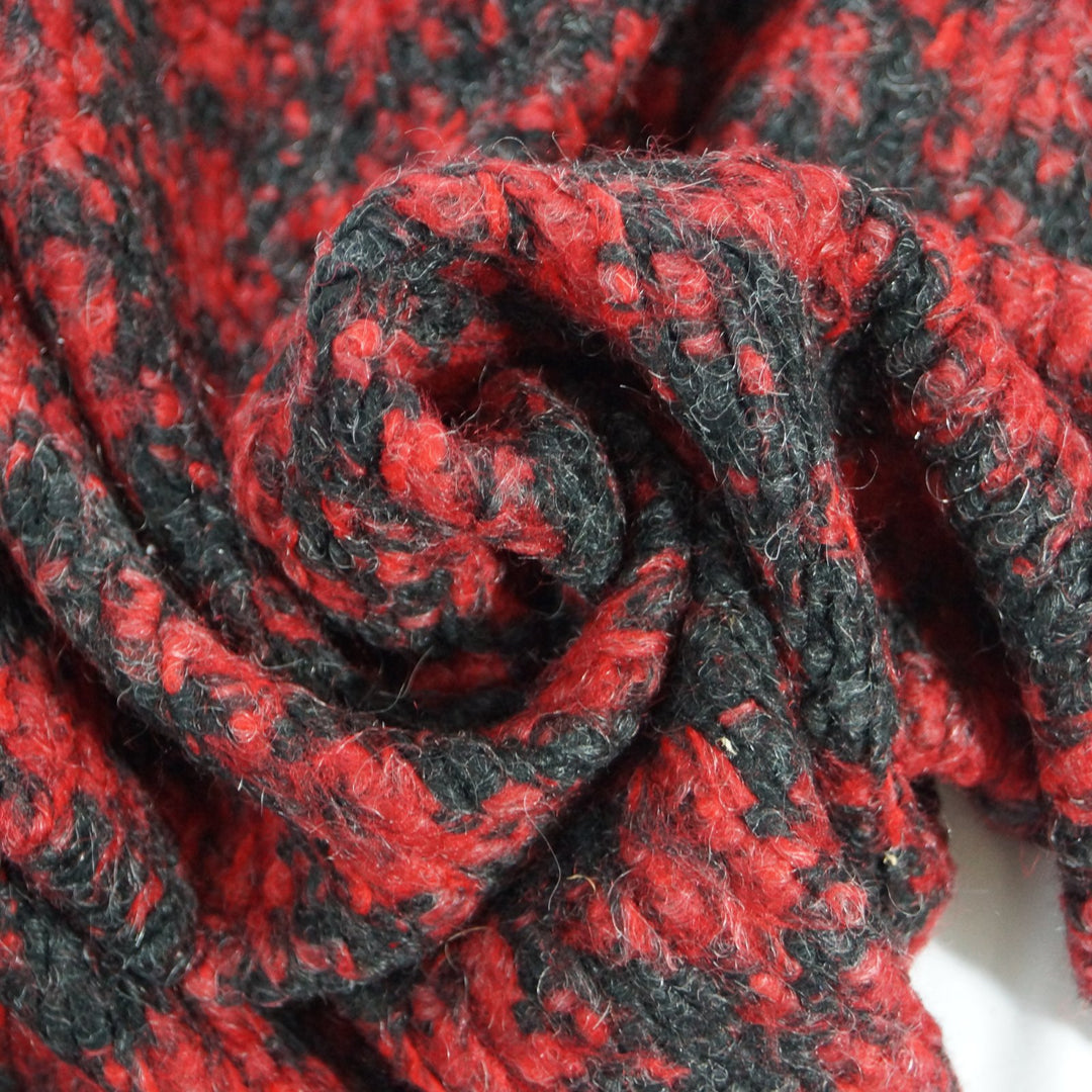 Wool Bouclé Houndstooth Fabric - Plush Textured Coating for Luxury Coats & Blazers