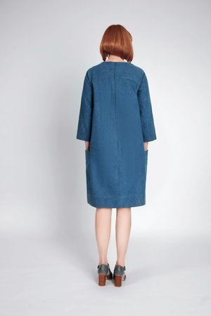 In the Folds Rushcutter Dress sewing pattern – oversized A-line dress with two style variations and illustrated instructions.