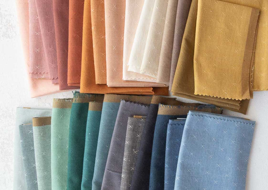 Gray Cotton Woven Fabric - Sprout Woven in Pepper, 44-inch width, lightweight 100% cotton textile for shirts, blouses, dresses, and skirts