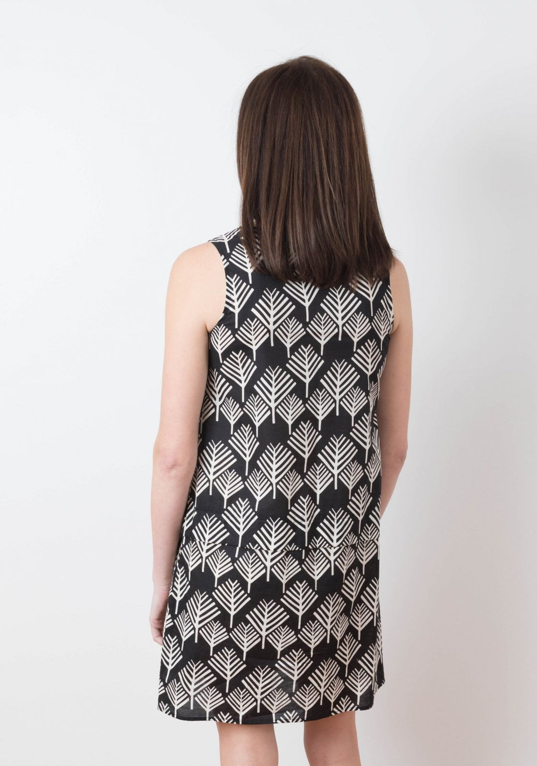 Grainline Studio Willow Tank Dress sewing pattern – versatile tank and dress design for warm-weather wear